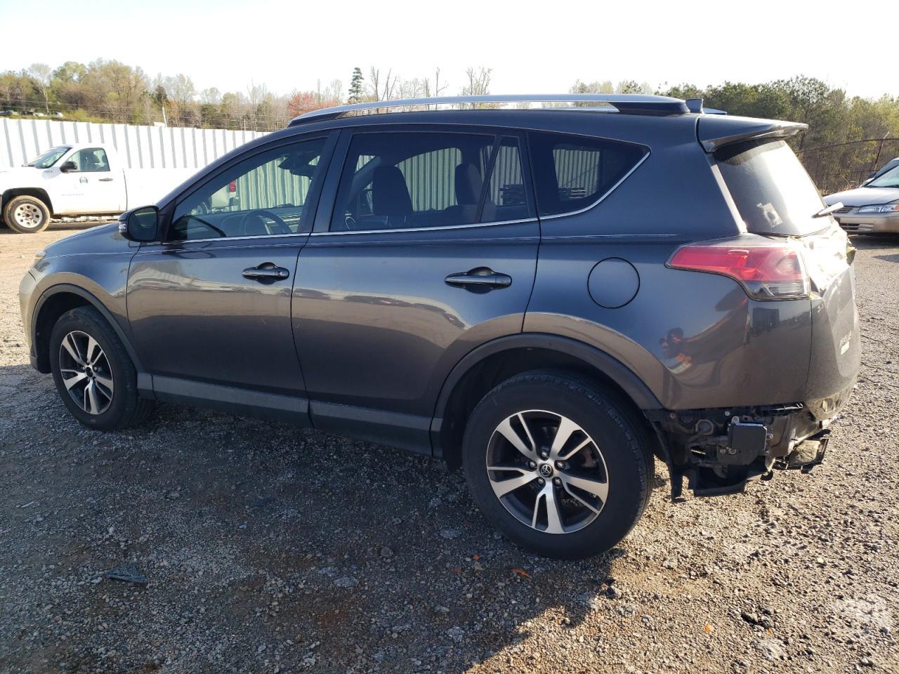 2016 TOYOTA RAV4 XLE - Фото 2