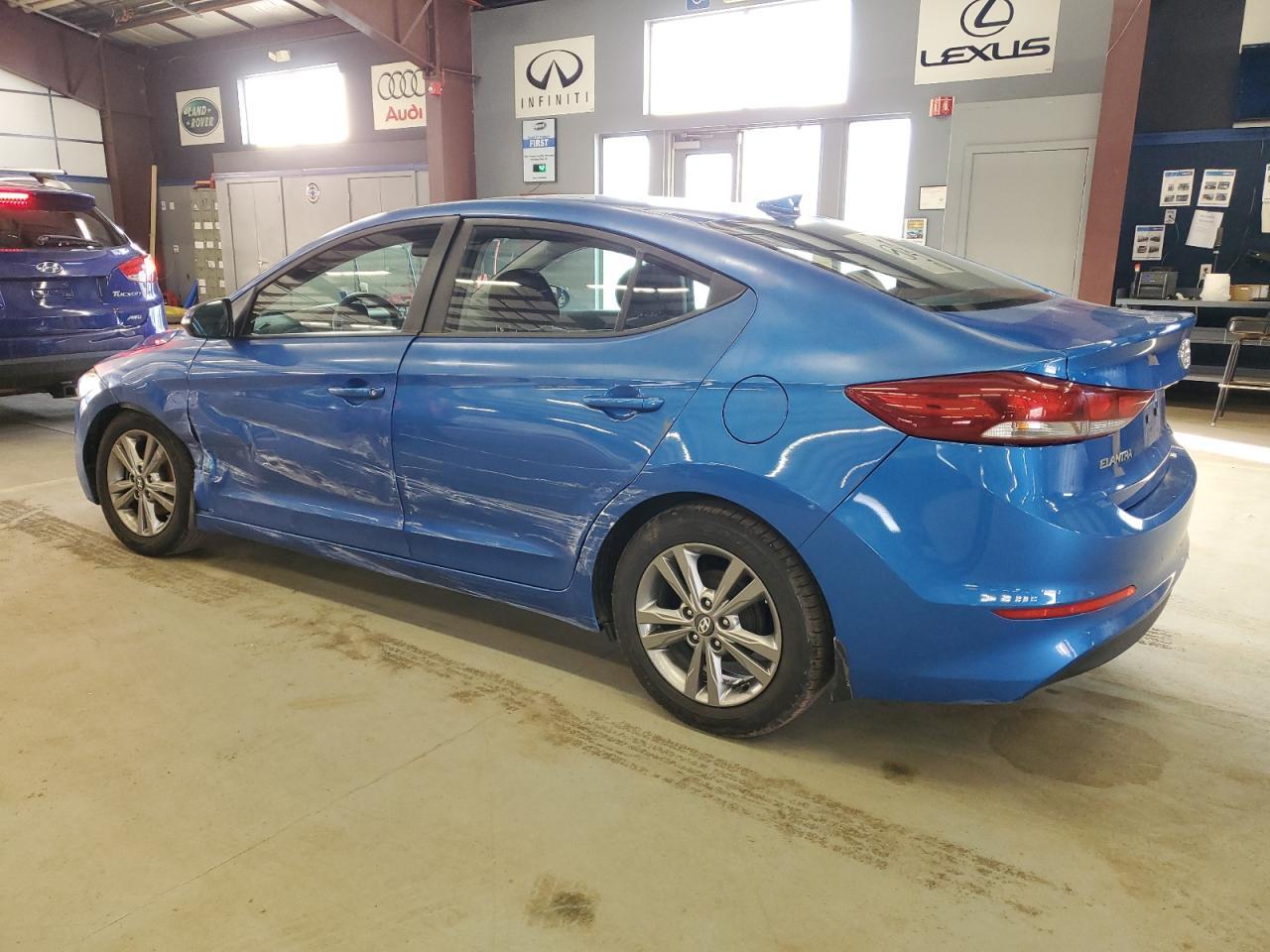 2017 HYUNDAI ELANTRA SE - Image 2