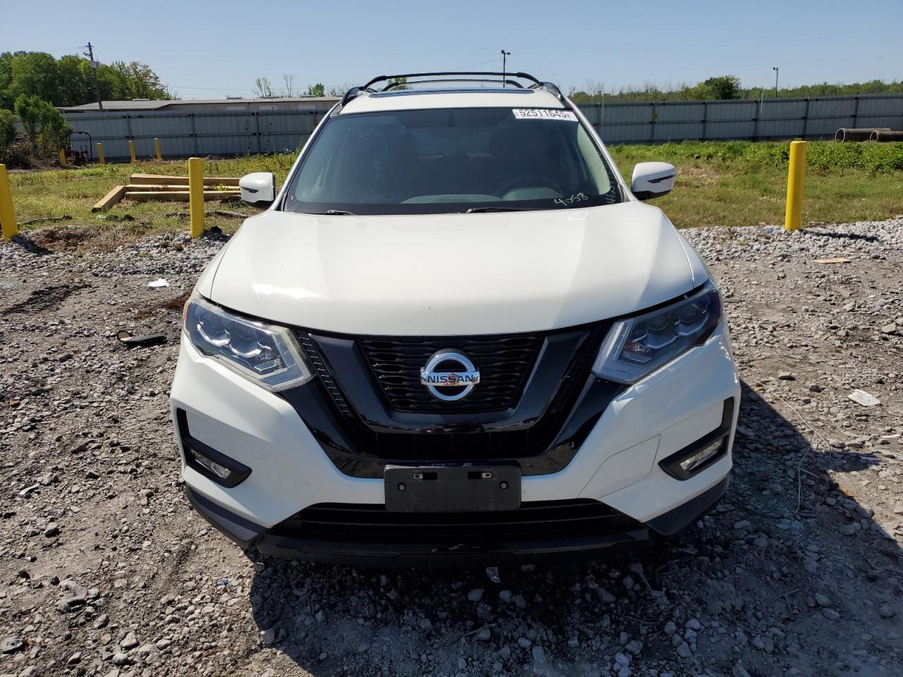 2017 NISSAN ROGUE SV - Image 5