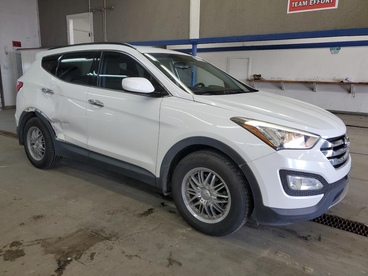 2013 HYUNDAI SANTA FE S - Image 4