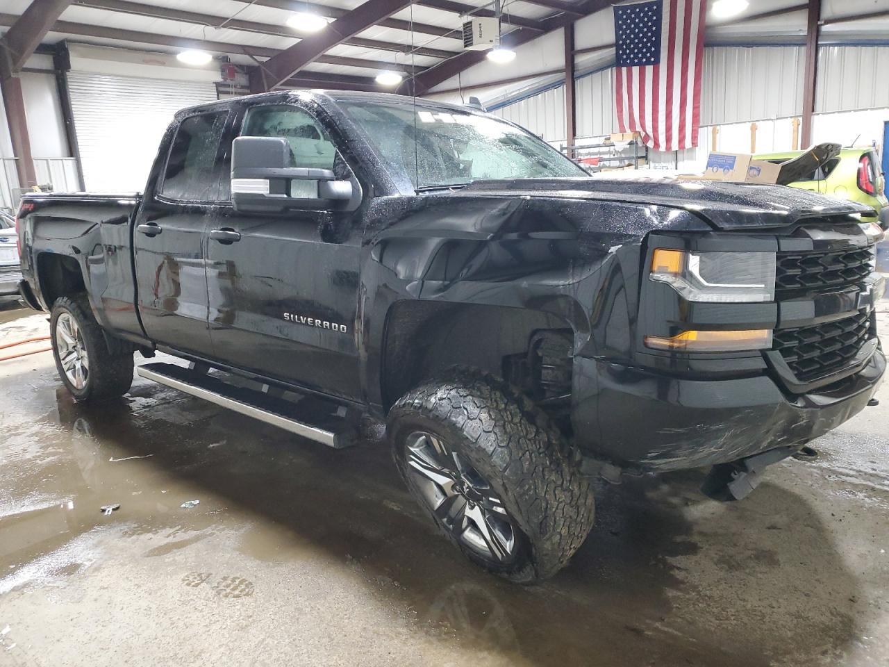 2018 CHEVROLET SILVERADO - Image 4