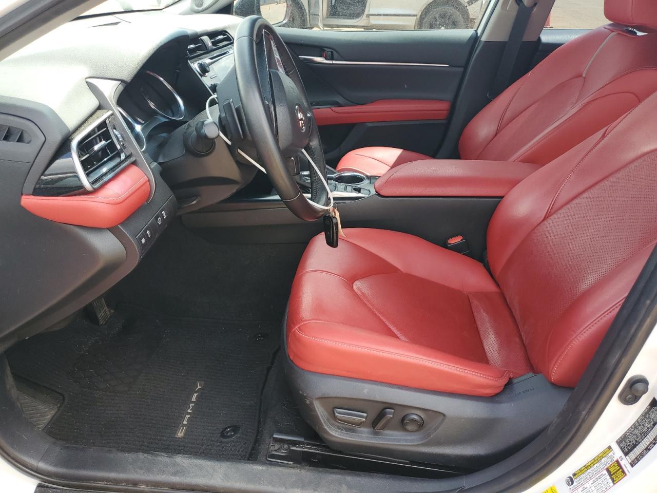 2019 TOYOTA CAMRY XSE - Image 7