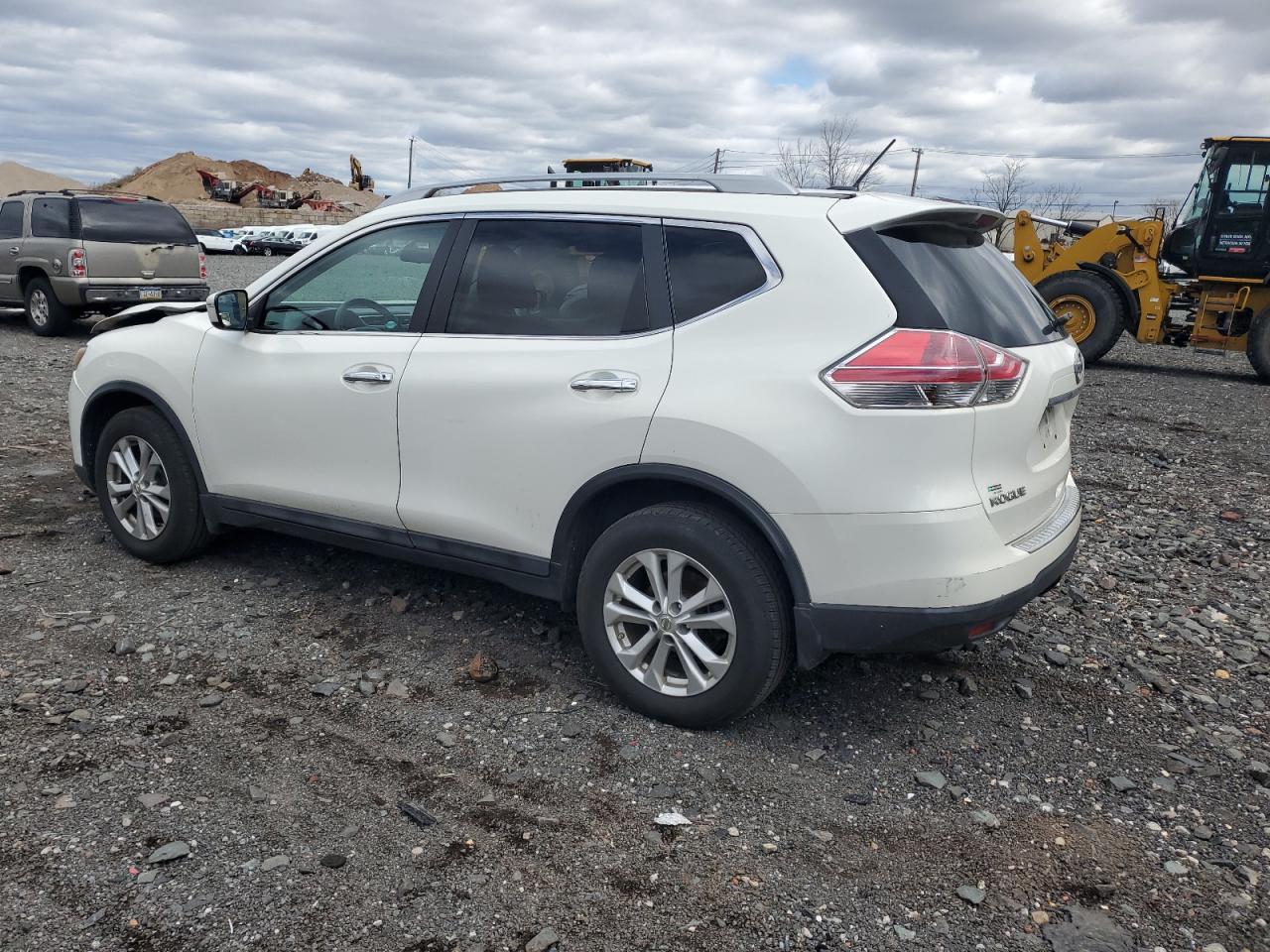 2014 NISSAN ROGUE S - Image 2