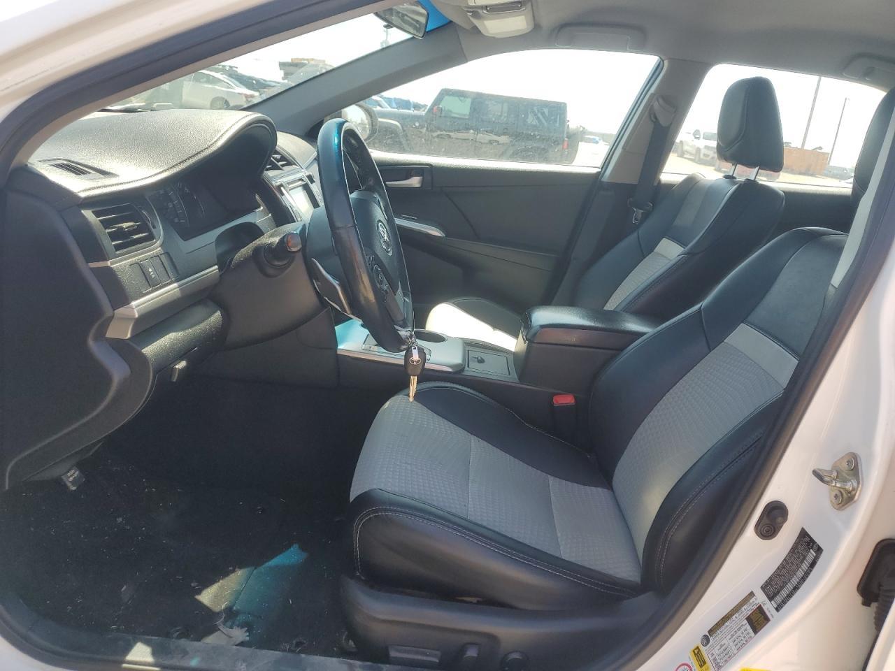 2014 TOYOTA CAMRY L - Фото 7