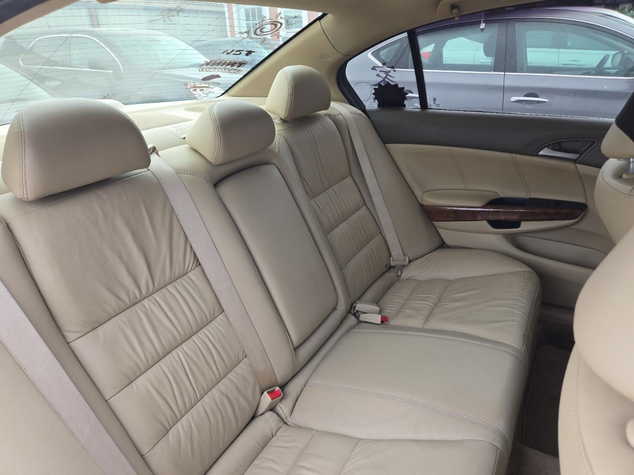 2010 HONDA ACCORD EXL - Image 6