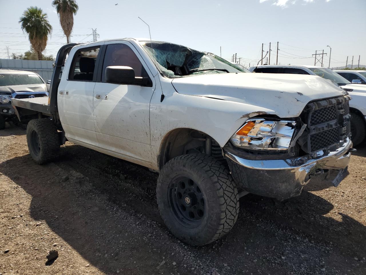 2017 RAM 2500 SLT - Image 4
