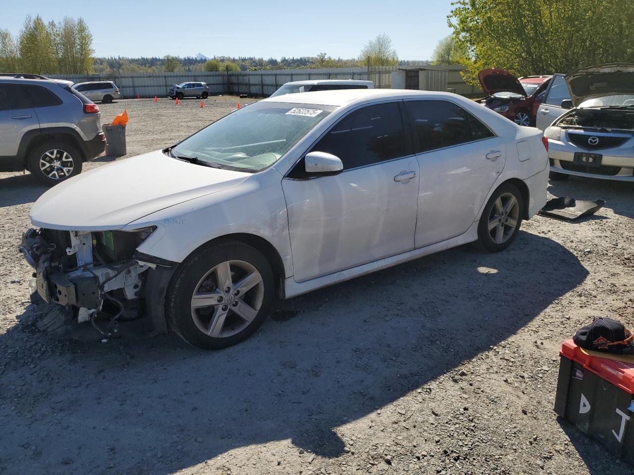 2014 TOYOTA CAMRY L