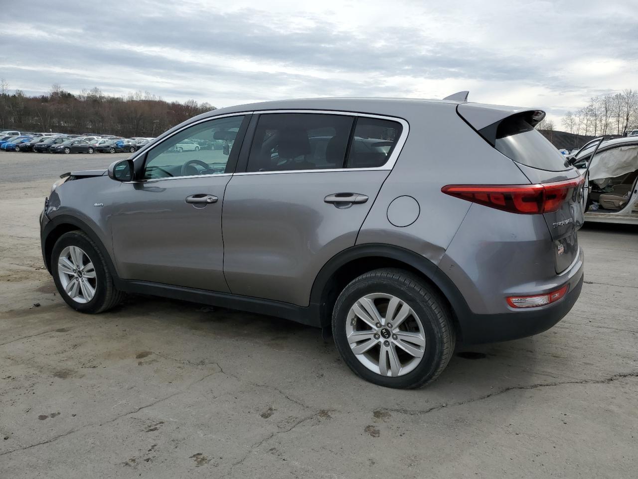 2017 KIA SPORTAGE L - Image 2