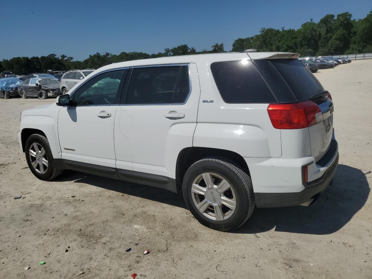 2016 GMC TERRAIN SL - Image 2