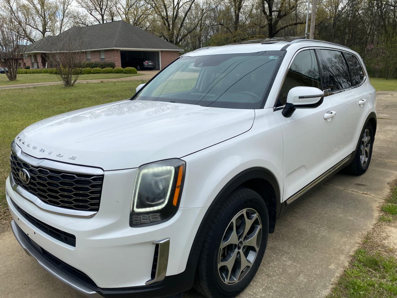 2020 KIA TELLURIDE - Фото 2