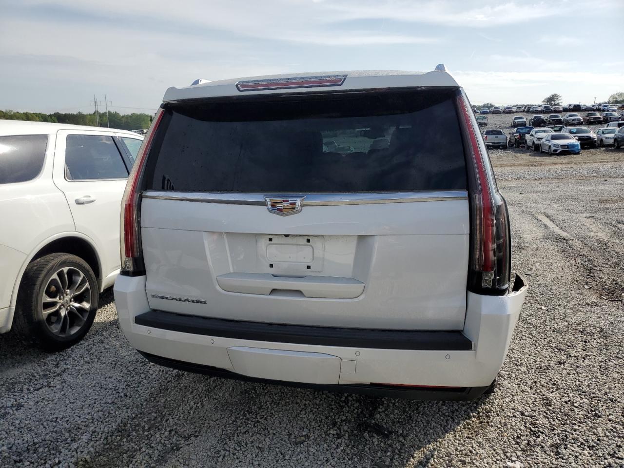 2016 CADILLAC ESCALADE P - Фото 6