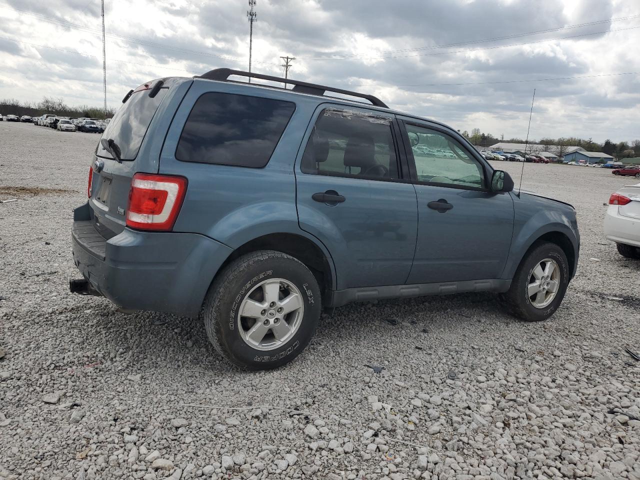 2010 FORD ESCAPE XLT - Фото 3
