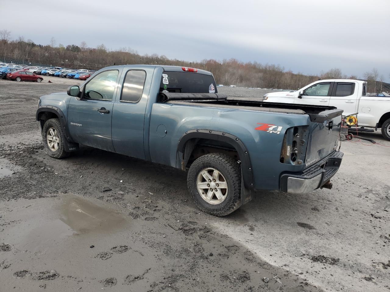2011 GMC SIERRA K15 - Image 2