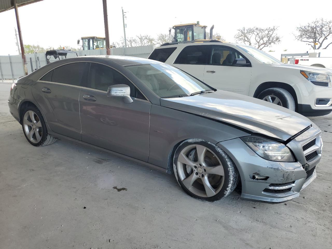 2012 MERCEDES-BENZ CLS 550 - Фото 4