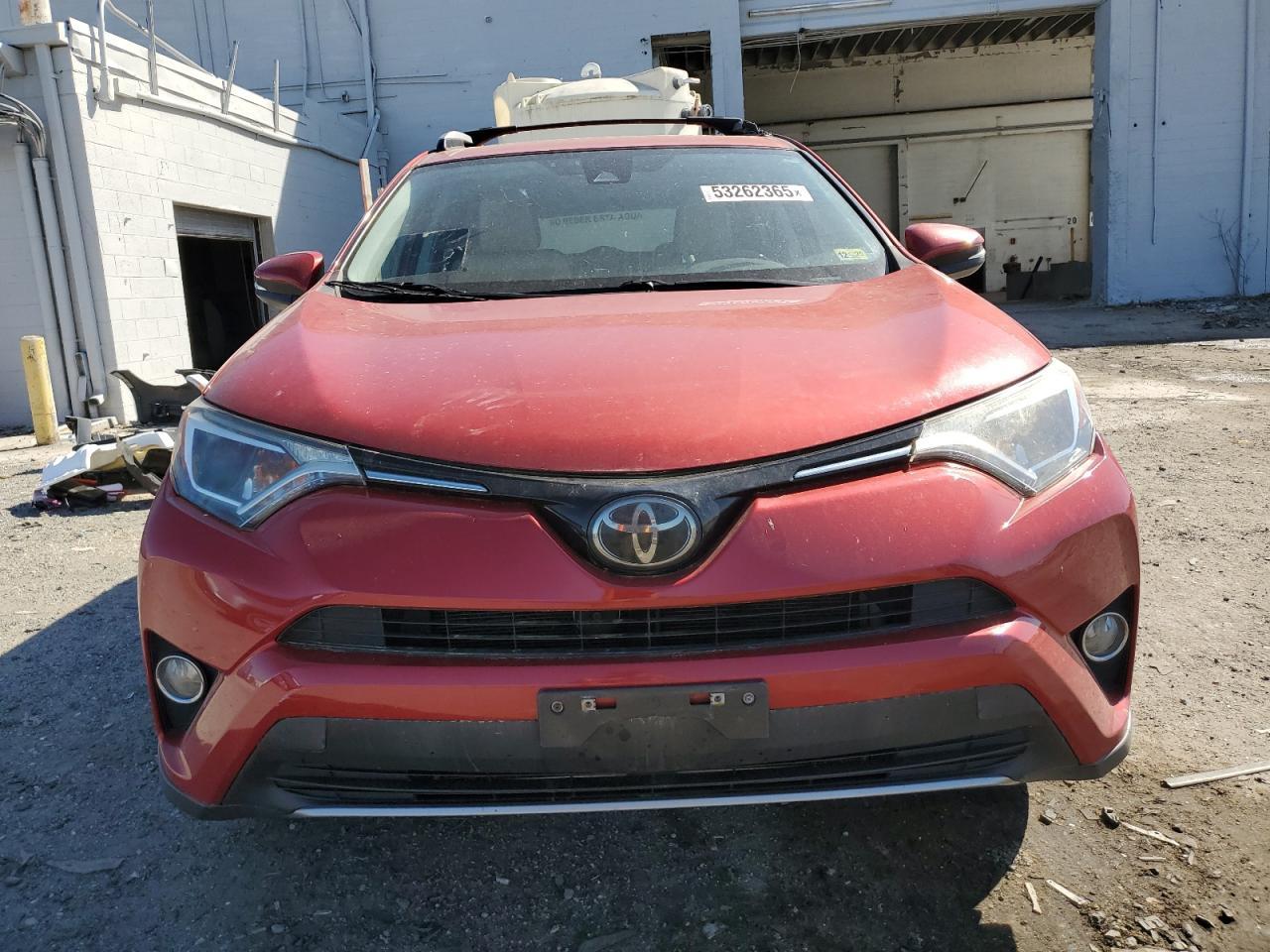 2017 TOYOTA RAV4 XLE - Фото 5