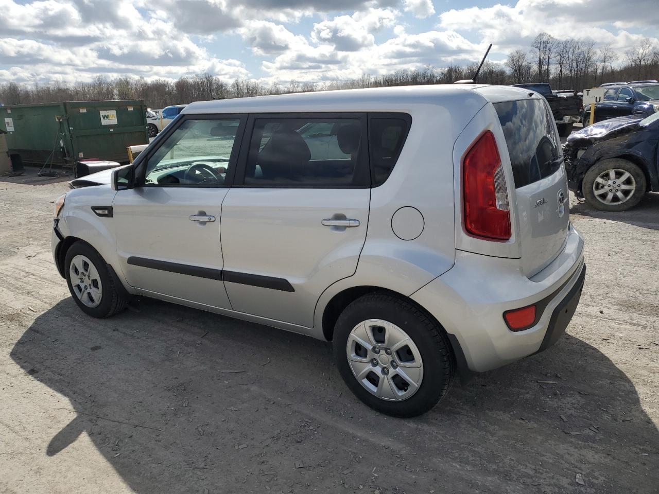 2013 KIA SOUL - Image 2