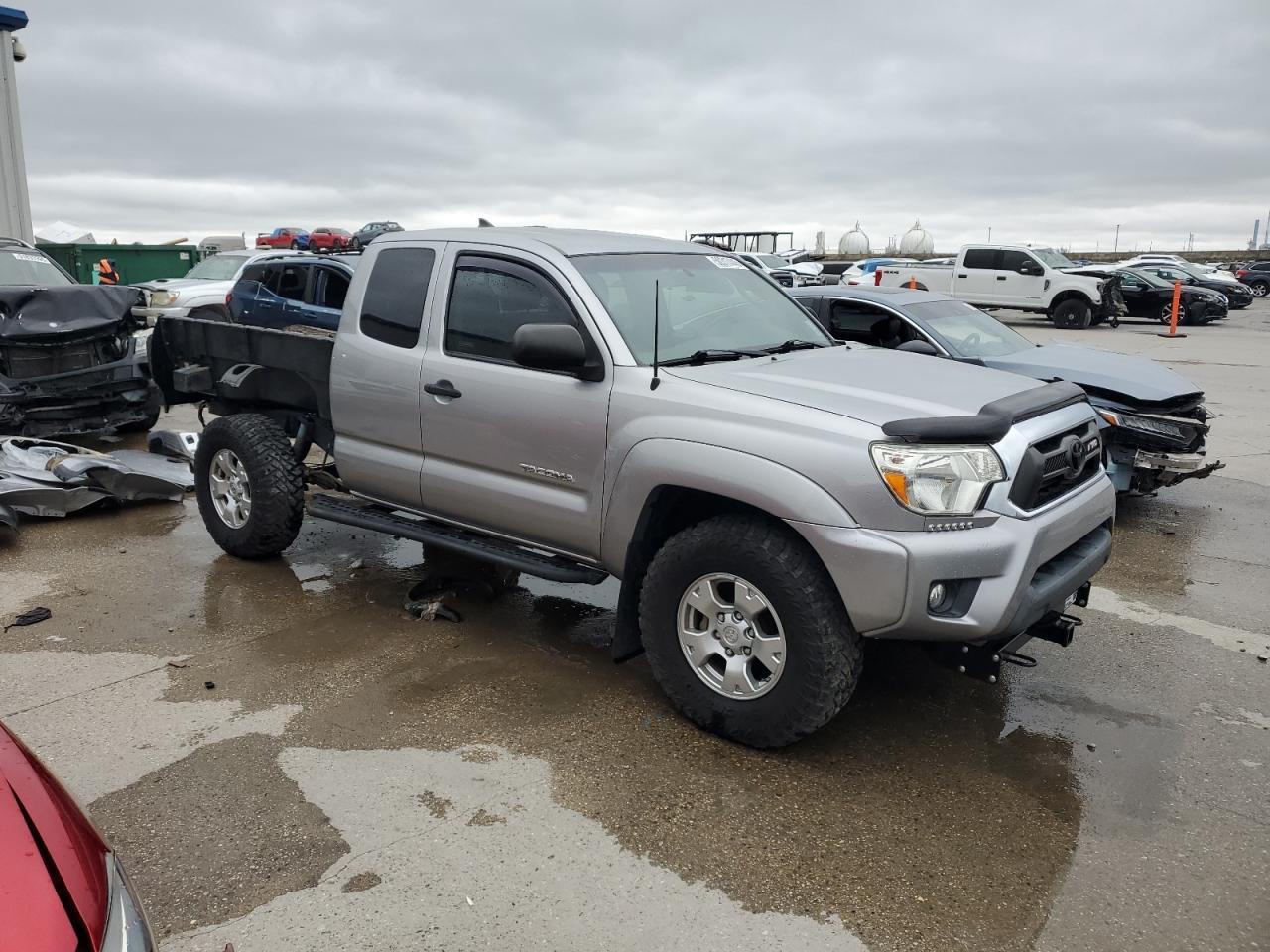 2015 TOYOTA TACOMA ACC - Image 4