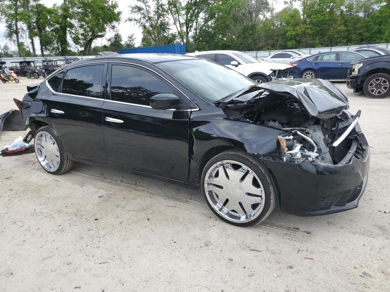2017 NISSAN SENTRA S - Фото 4