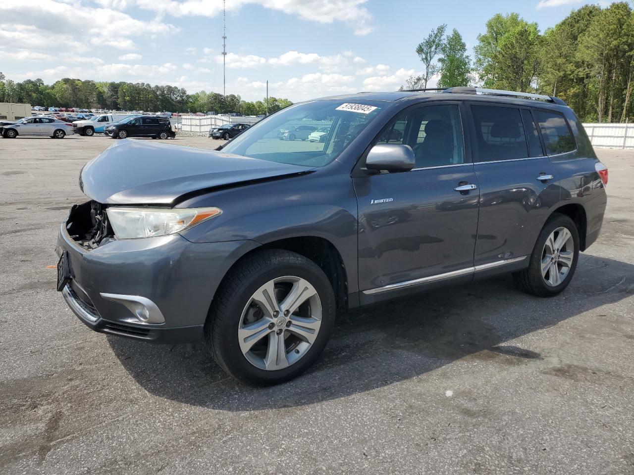 2013 TOYOTA HIGHLANDER