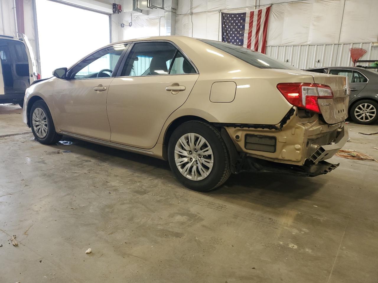 2012 TOYOTA CAMRY BASE - Фото 2