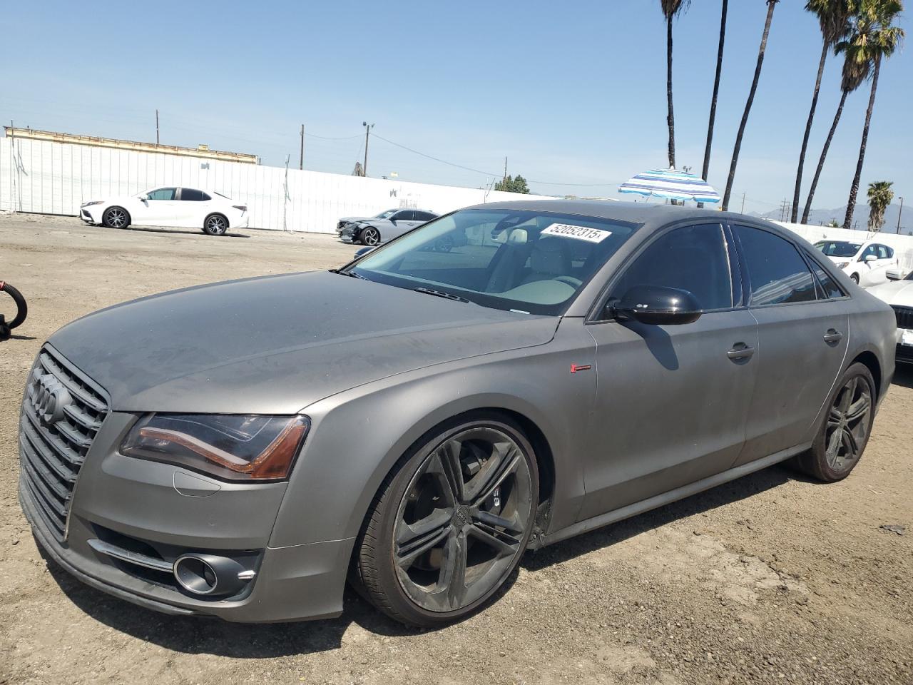 2013 AUDI S8 QUATTRO