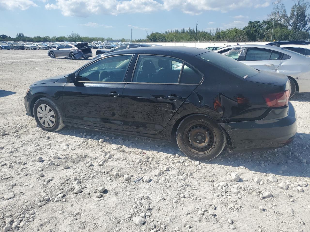 2016 VOLKSWAGEN JETTA S - Image 2