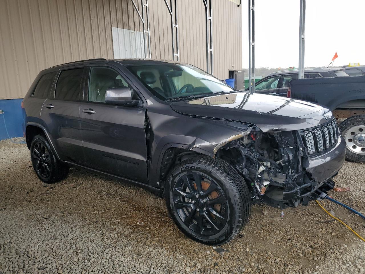 2018 JEEP GRAND CHER - Image 4