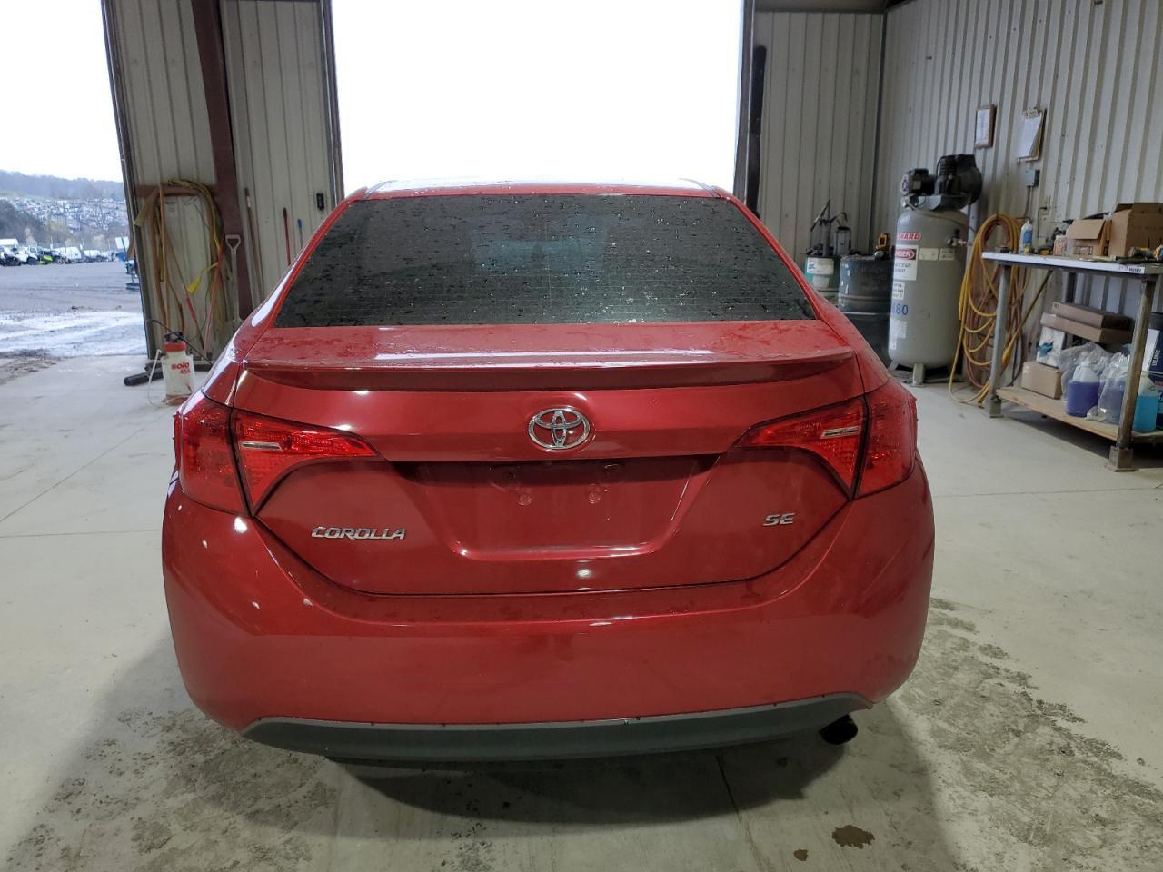 2018 TOYOTA COROLLA L - Image 6