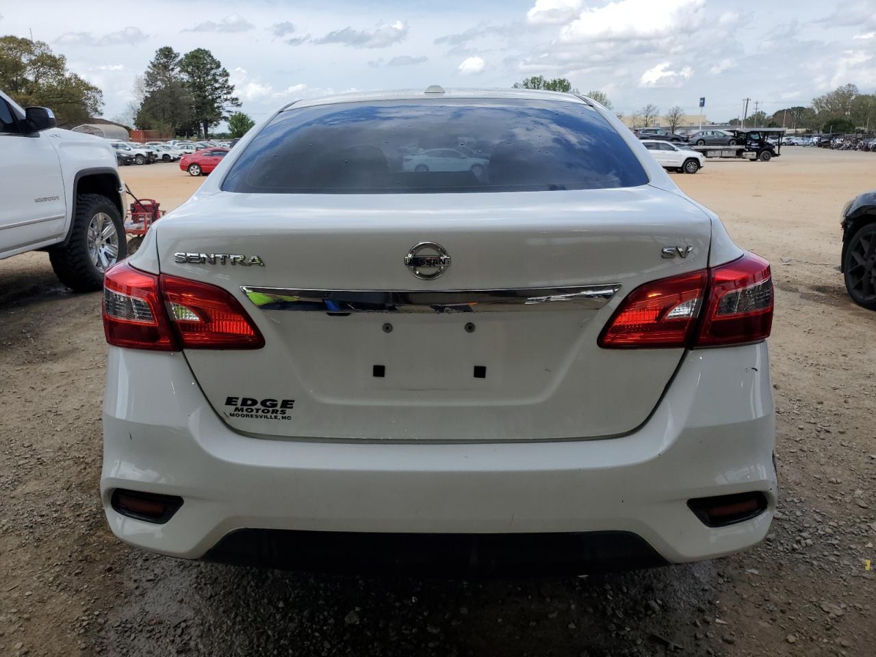 2017 NISSAN SENTRA S - Фото 6