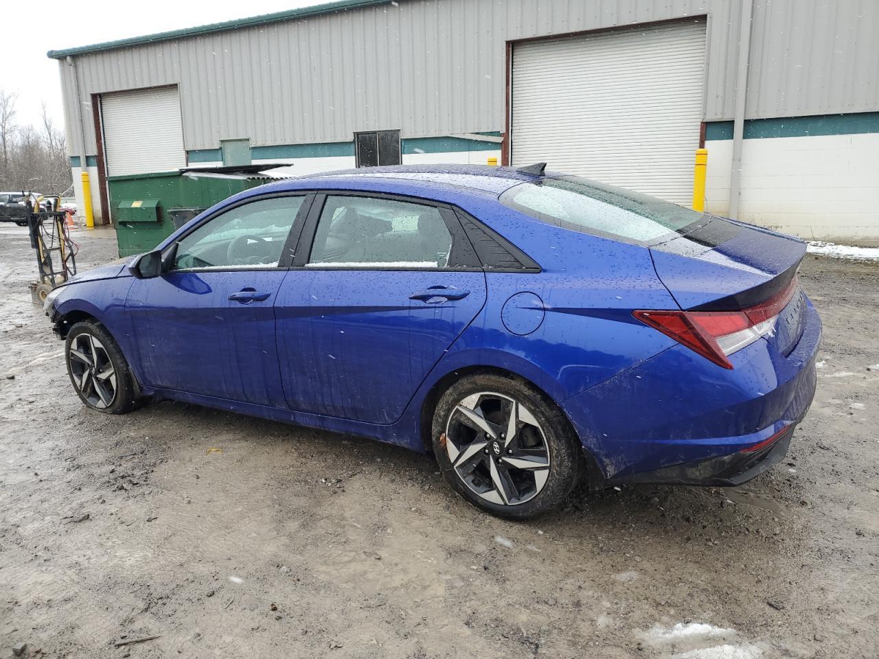 2023 HYUNDAI ELANTRA SE - Image 2
