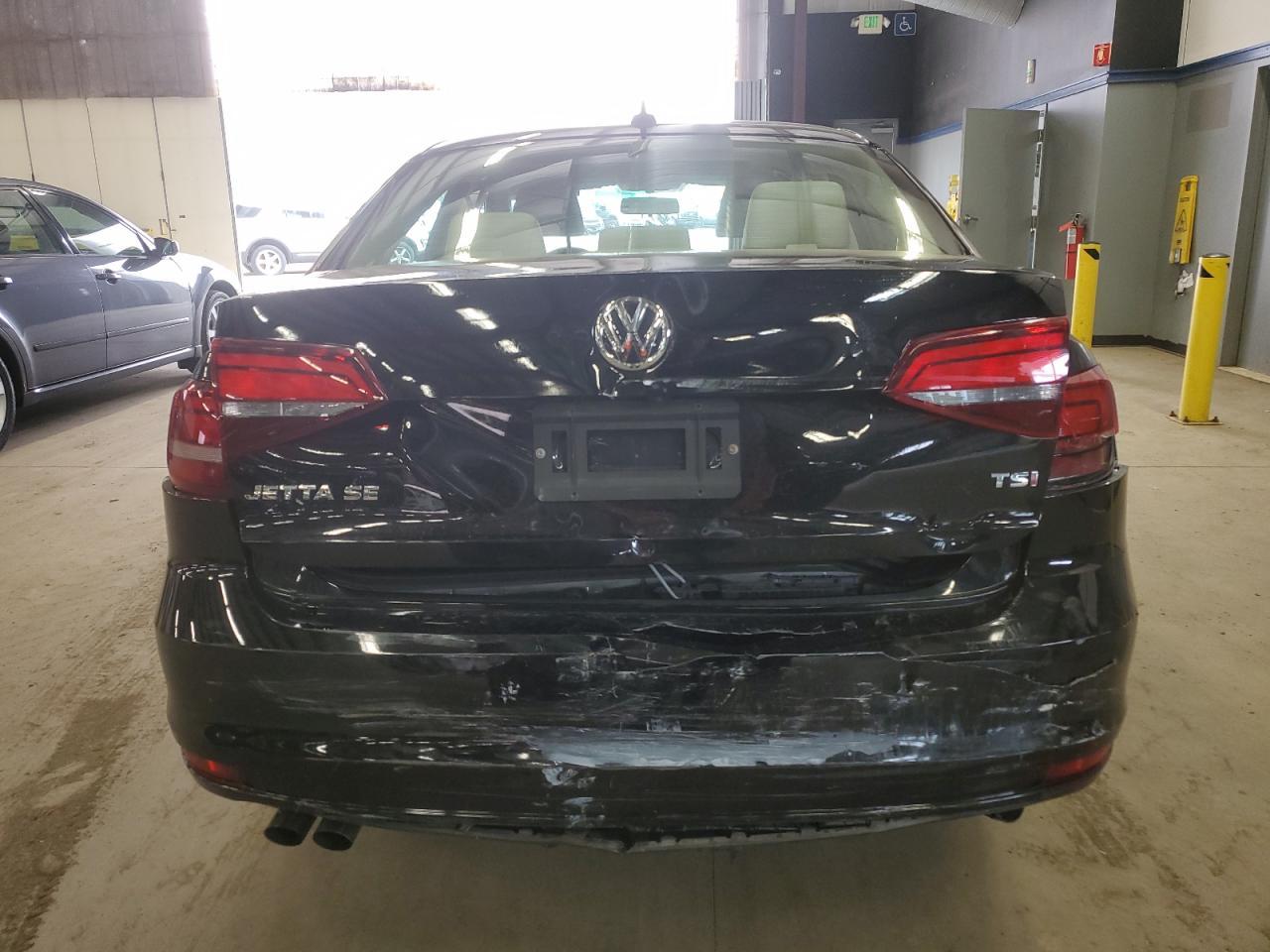 2017 VOLKSWAGEN JETTA SE - Image 6