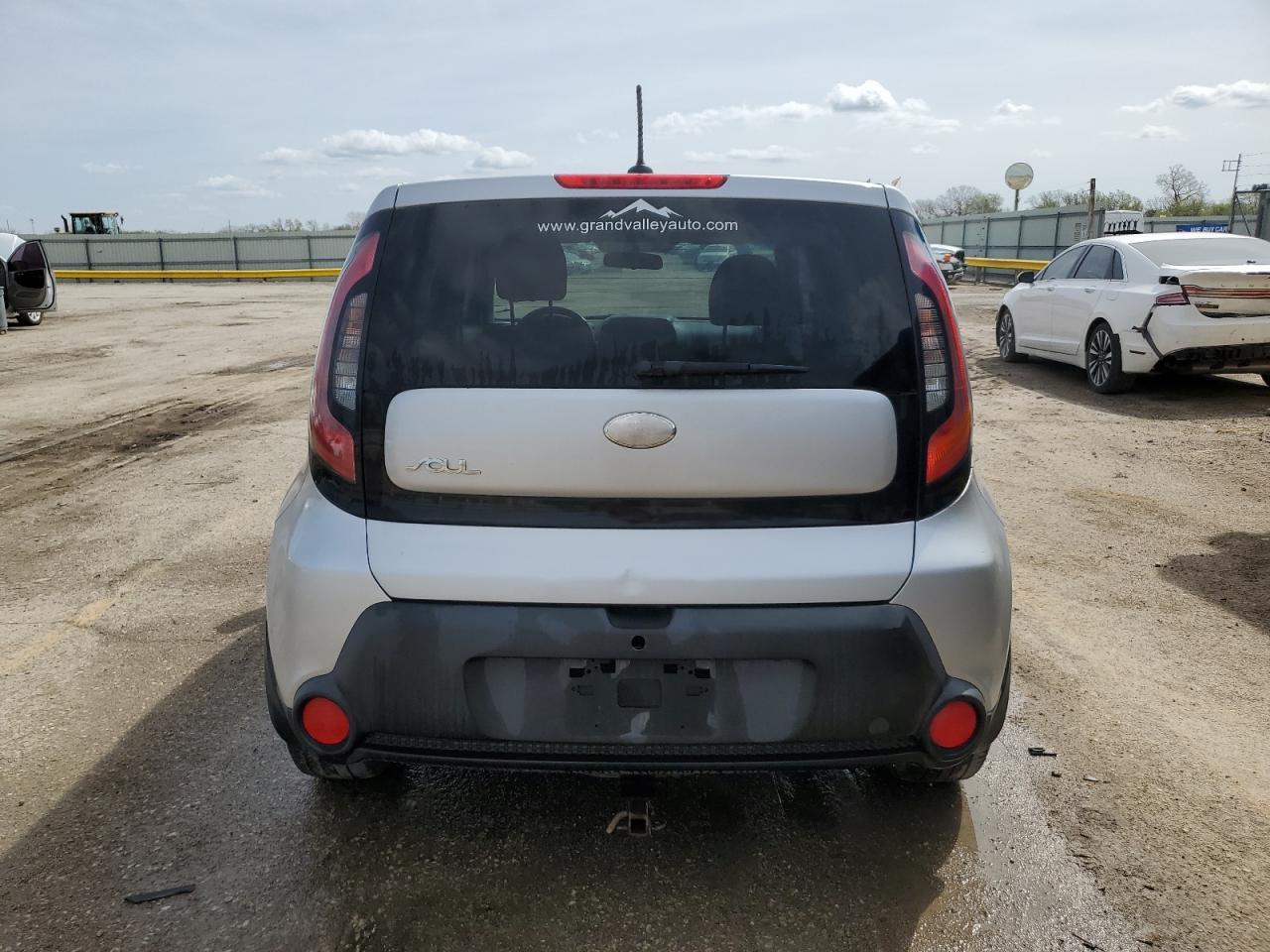 2014 KIA SOUL + - Фото 6