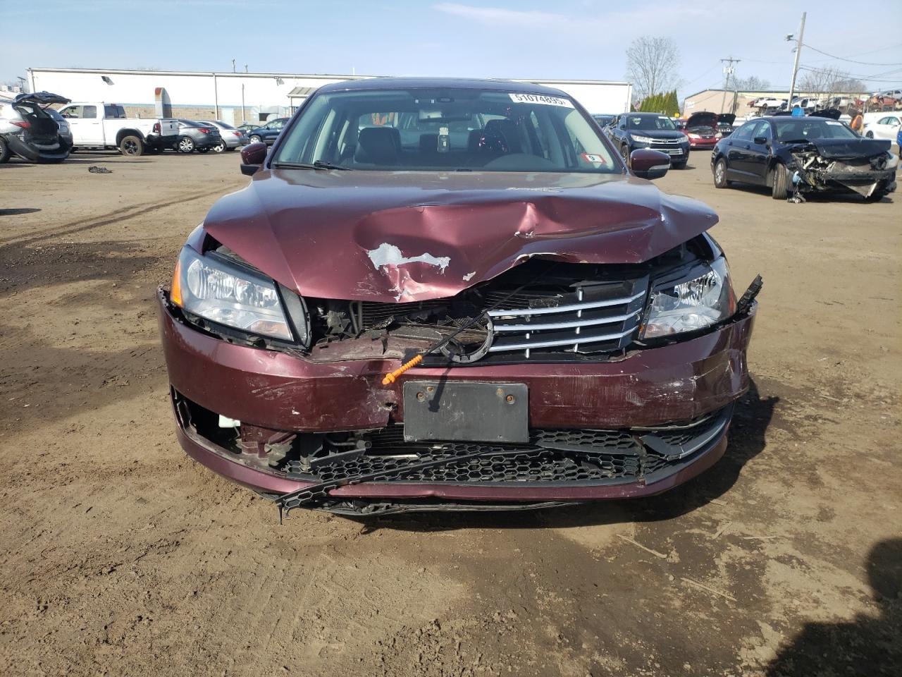 2013 VOLKSWAGEN PASSAT SE - Image 5