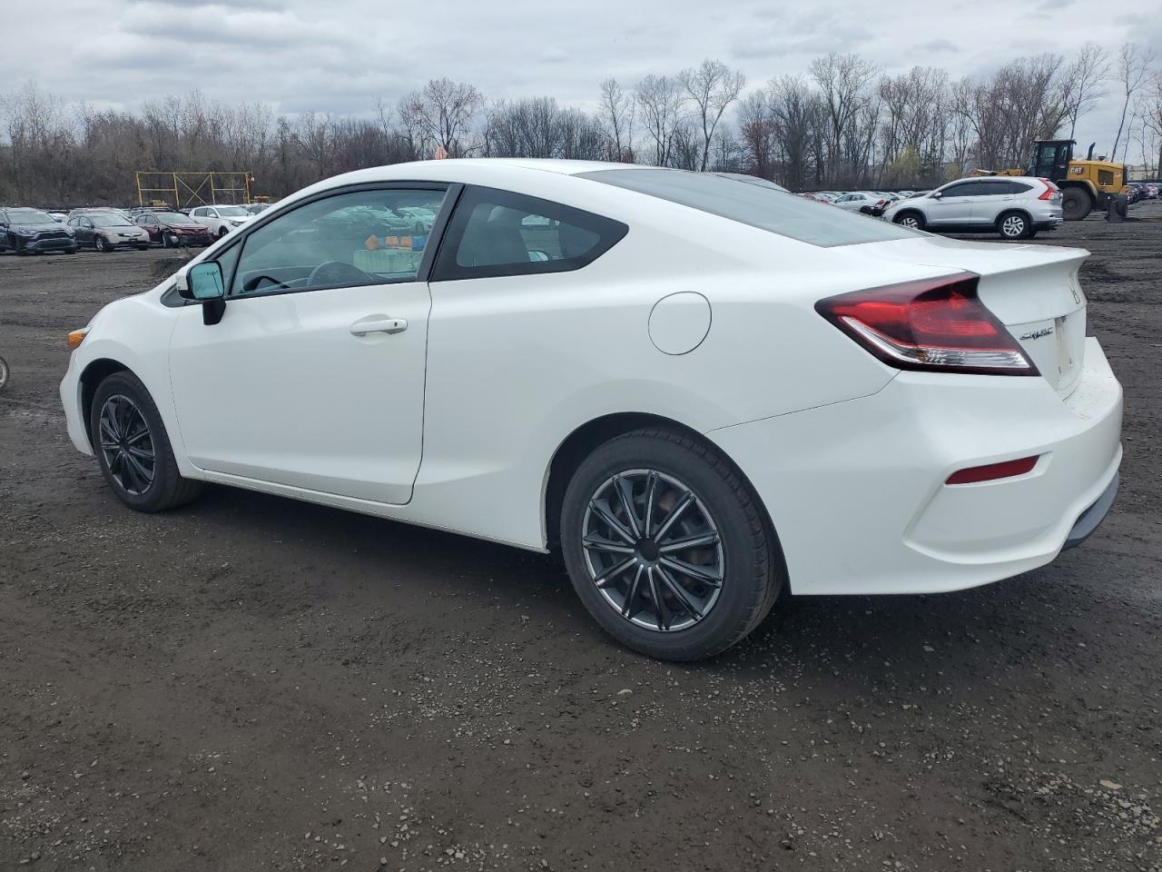 2015 HONDA CIVIC LX - Image 2