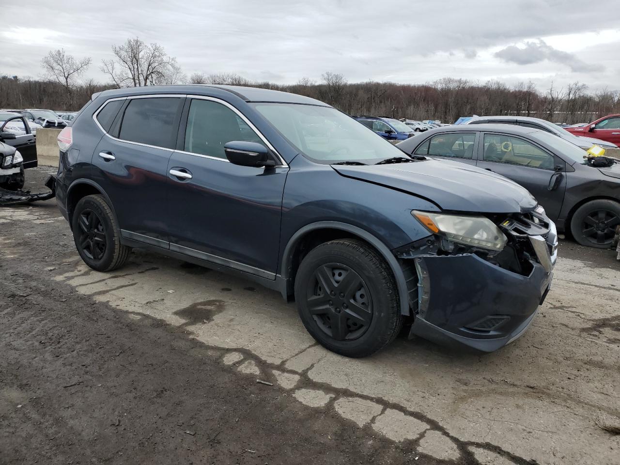 2015 NISSAN ROGUE S - Фото 4