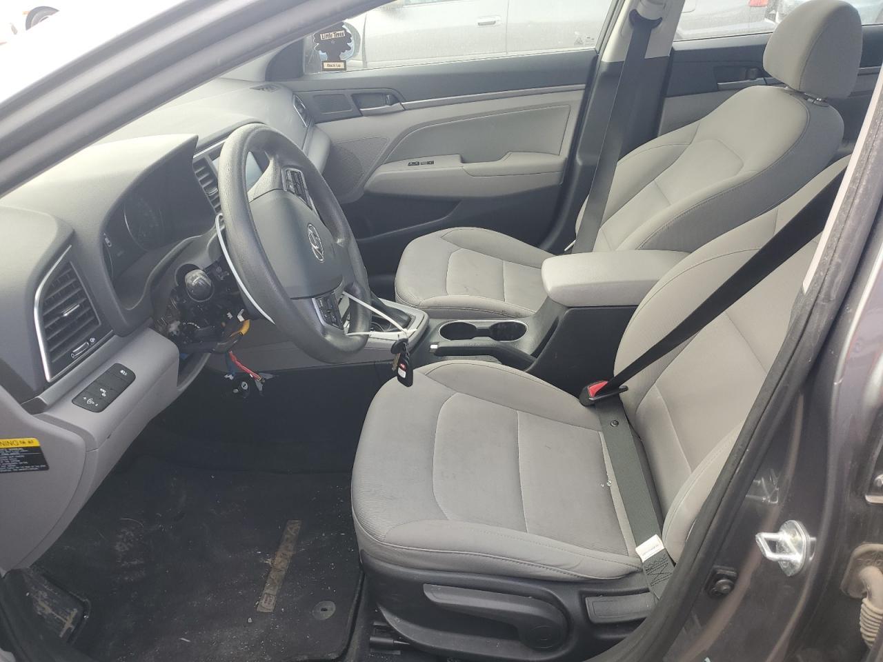 2018 HYUNDAI ELANTRA SE - Фото 7