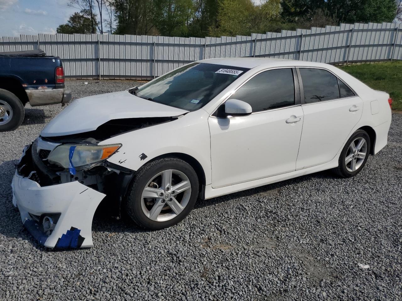 2014 TOYOTA CAMRY L