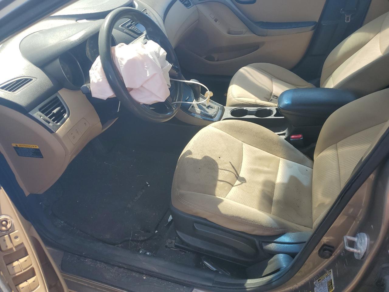 2013 HYUNDAI ELANTRA GL - Image 7