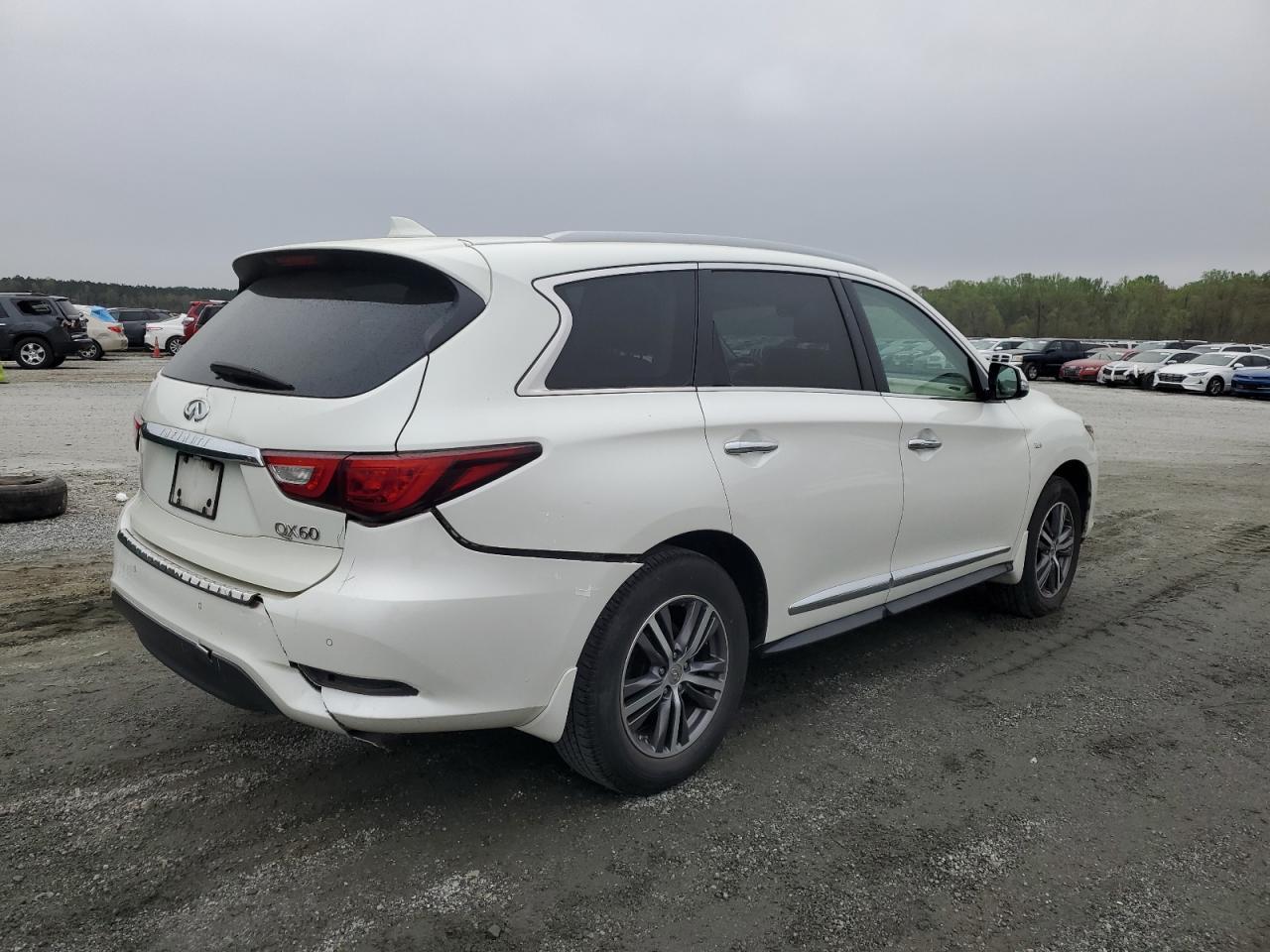 2016 INFINITI QX60 - Фото 3