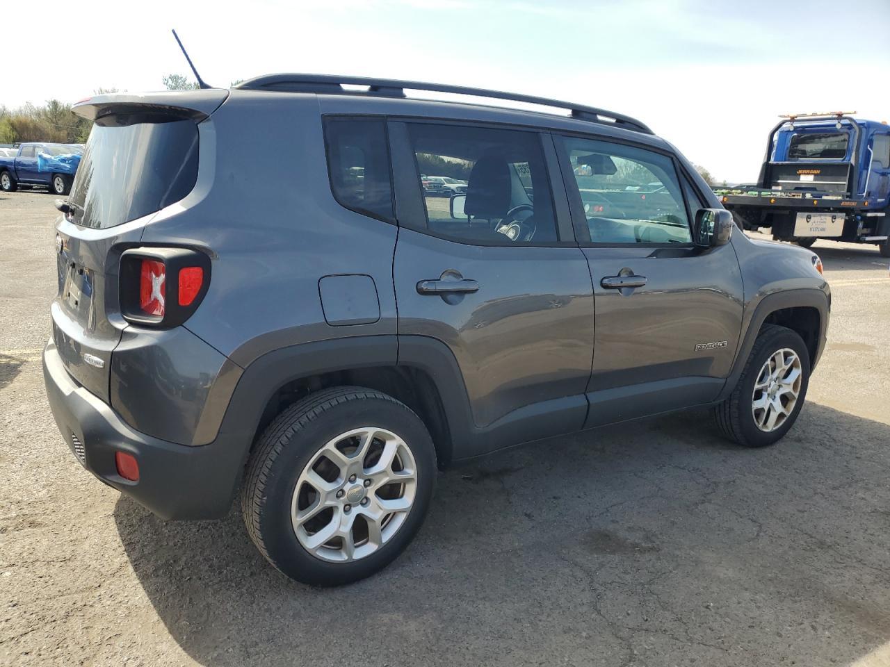 2016 JEEP RENEGADE L - Image 3