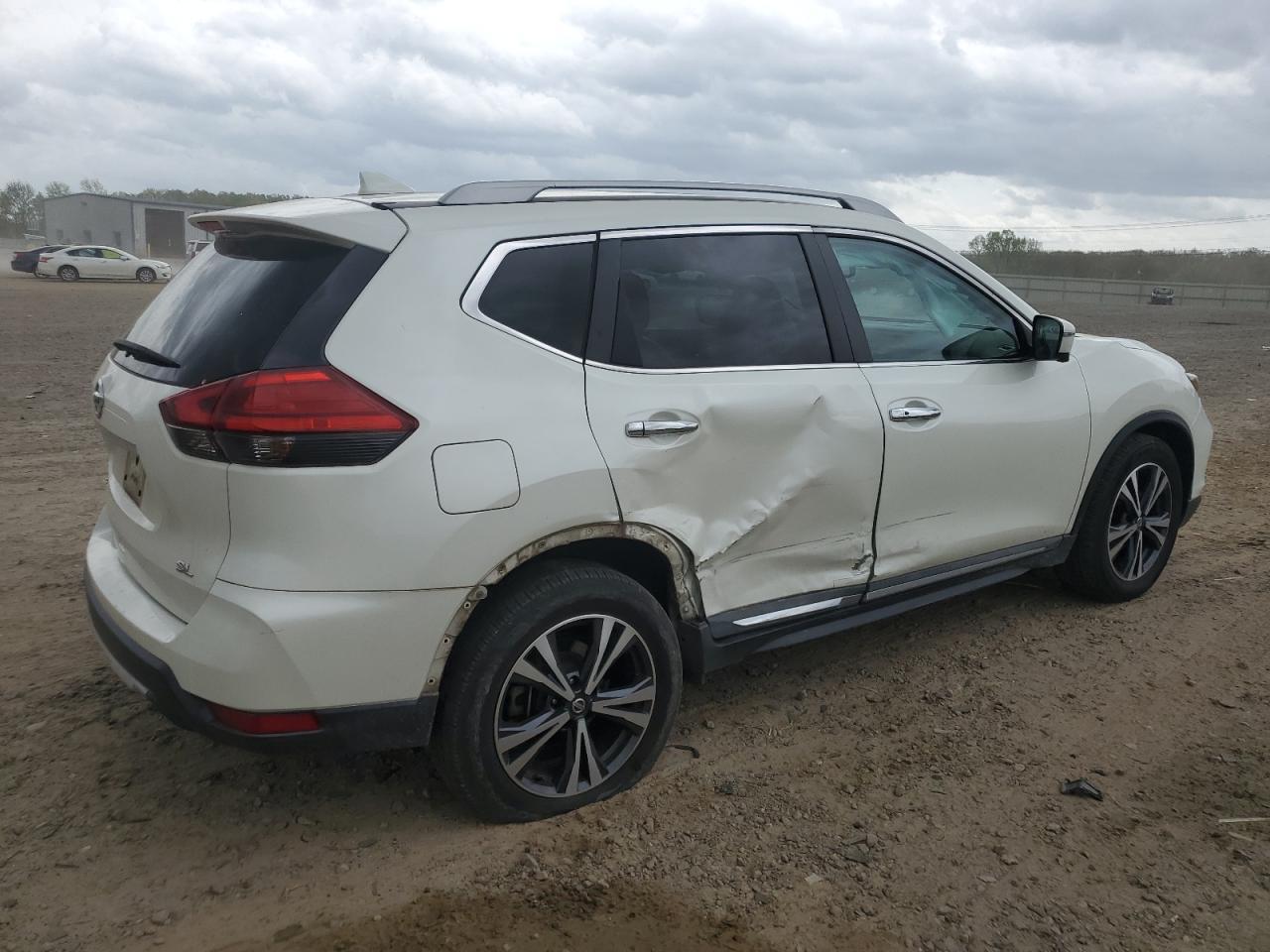 2017 NISSAN ROGUE S - Image 3