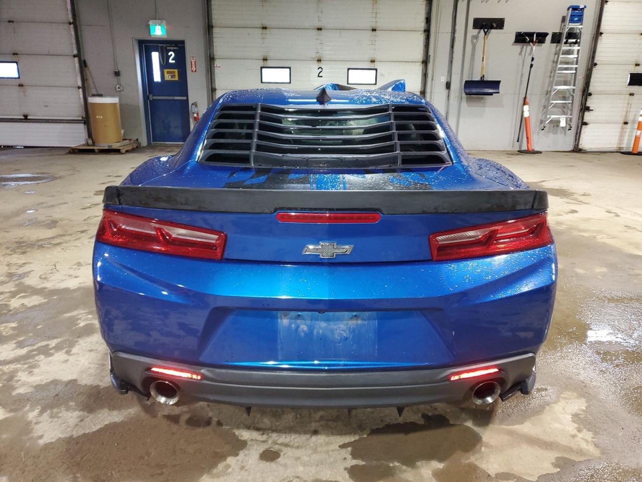 2018 CHEVROLET CAMARO LT - Image 6