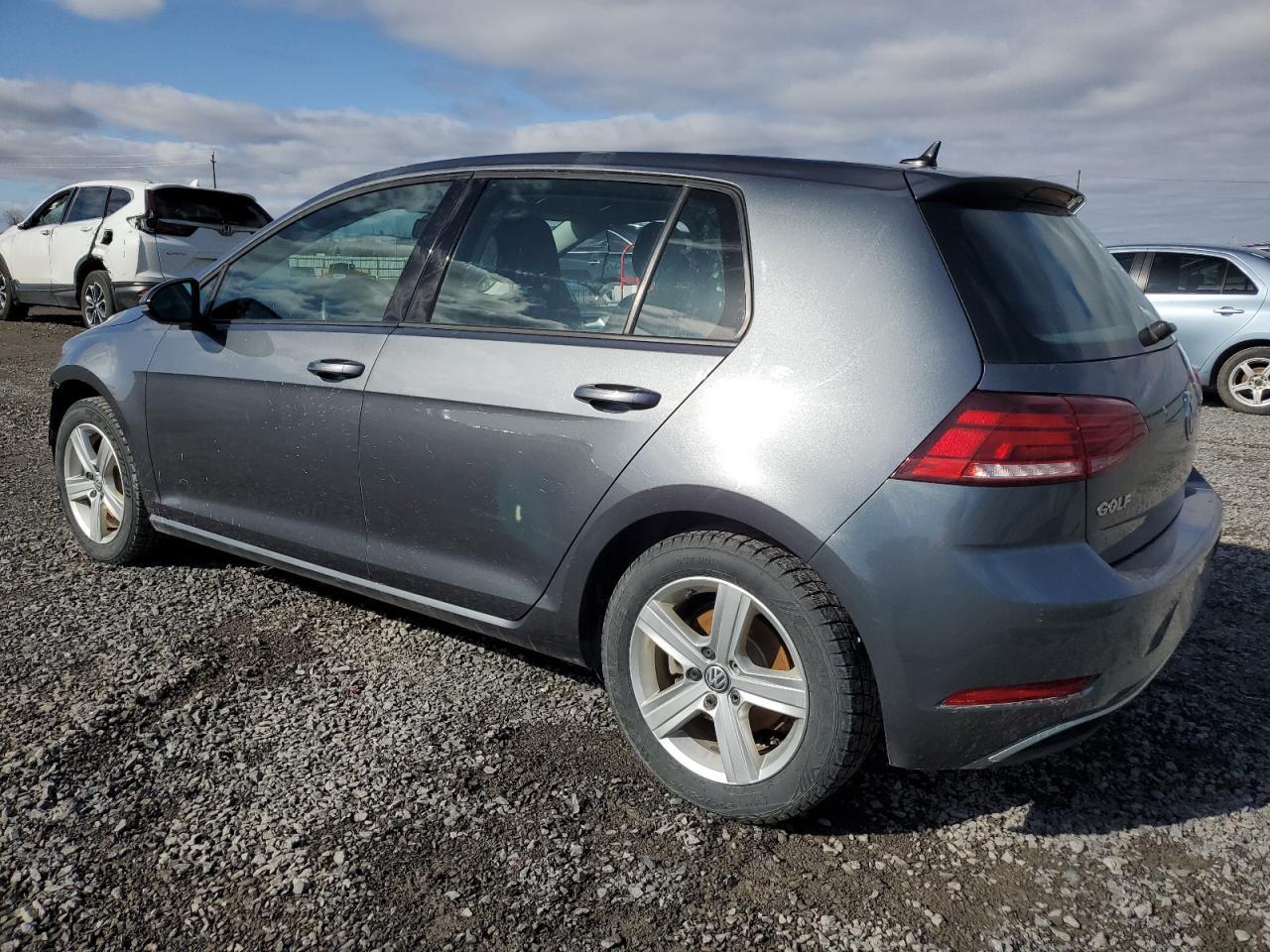 2021 VOLKSWAGEN GOLF - Фото 2