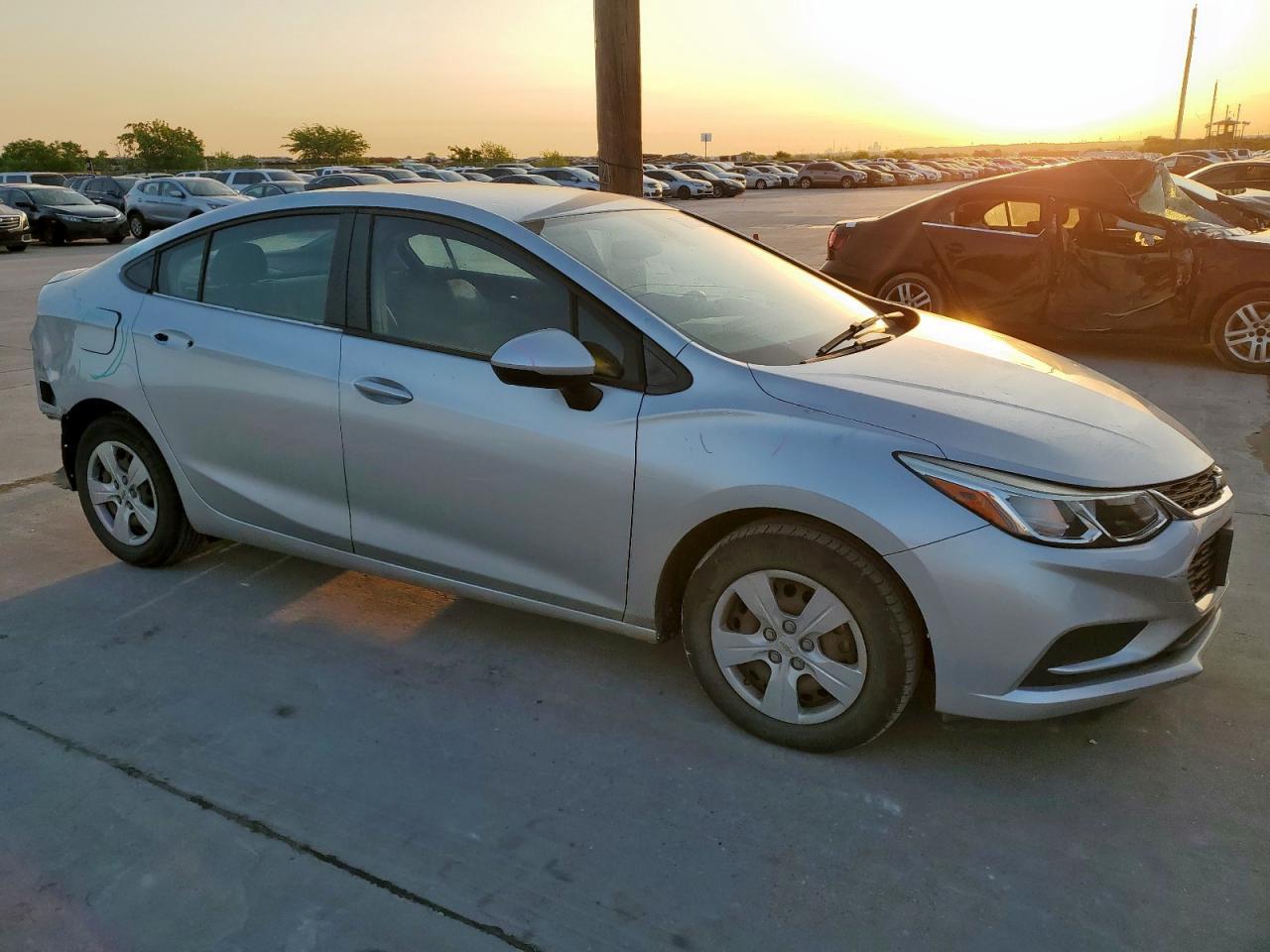 2017 CHEVROLET CRUZE LS - Фото 4