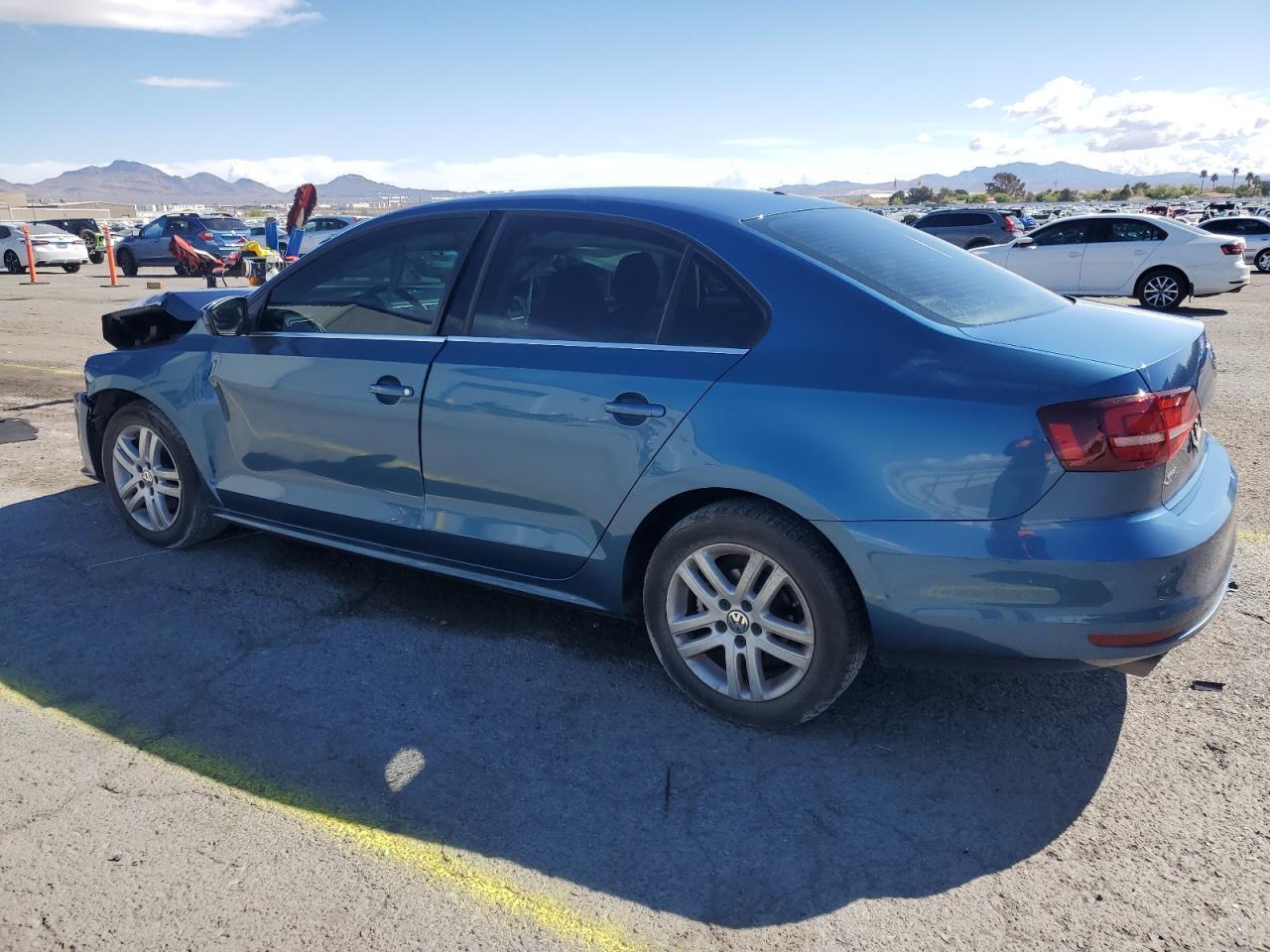 2017 VOLKSWAGEN JETTA S - Фото 2