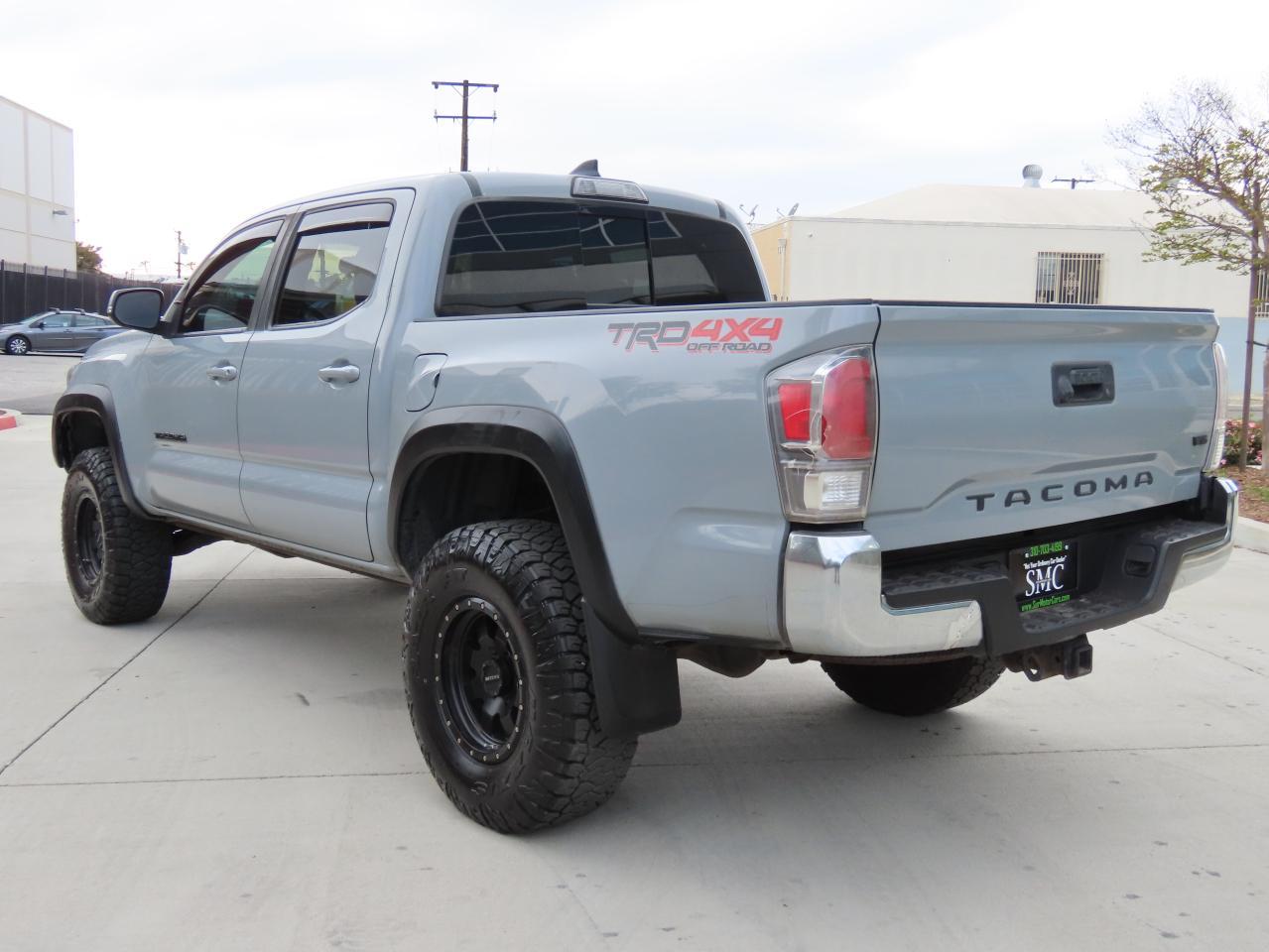 2019 TOYOTA TACOMA DOU - Фото 4