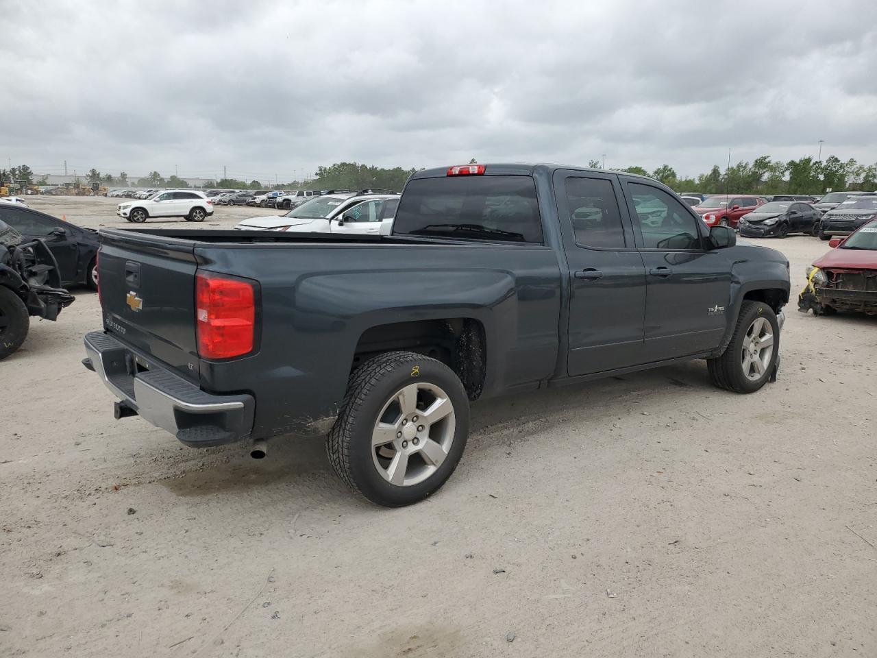 2017 CHEVROLET SILVERADO - Фото 3