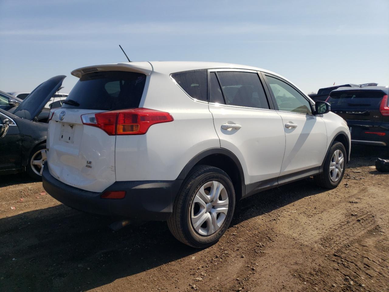 2015 TOYOTA RAV4 LE - Image 3