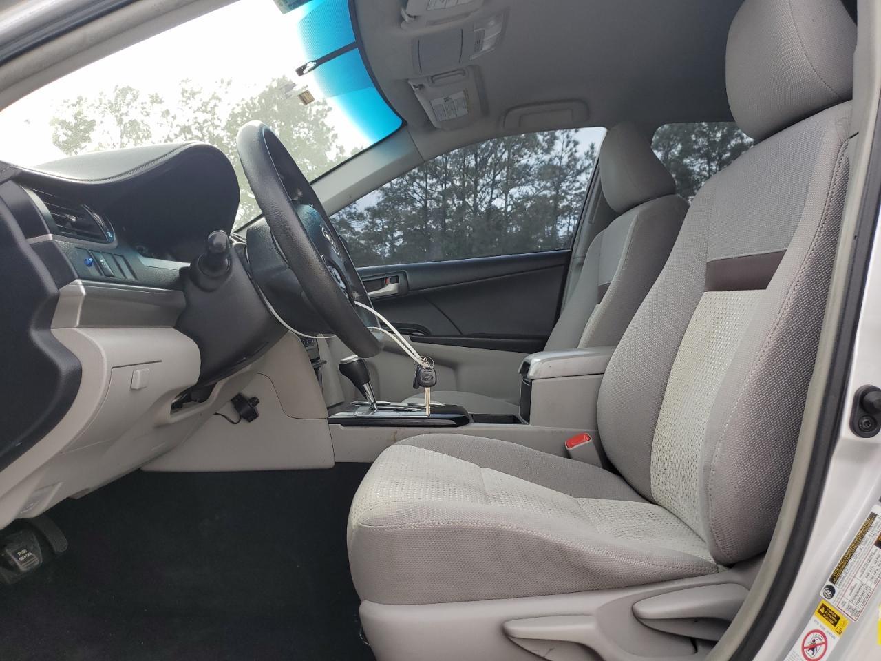 2014 TOYOTA CAMRY L - Image 7