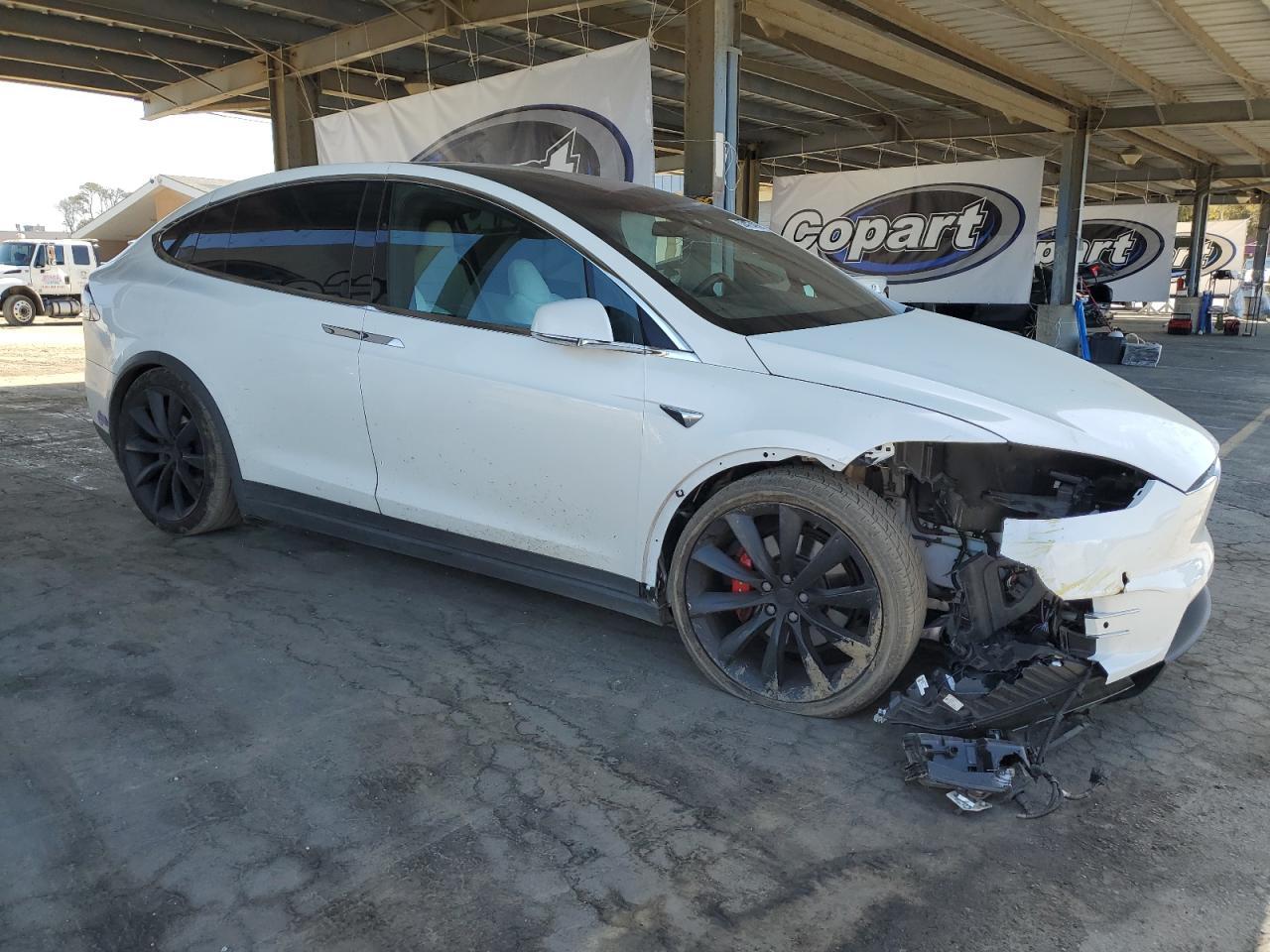 2018 TESLA MODEL X - Фото 4